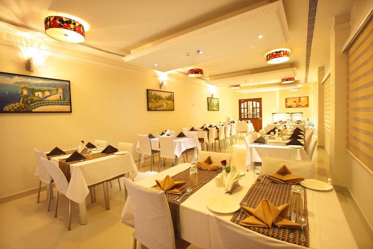 Hotel Ambalakkara Regency Kottārakara Exterior foto